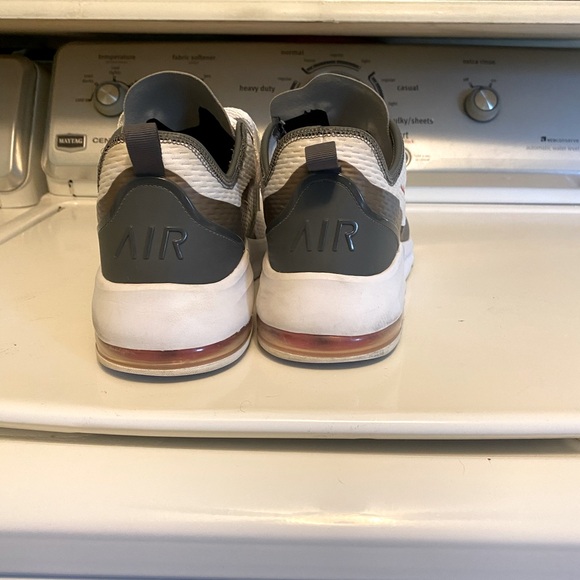 Nike Air Max Motion 2 Men’s size 11 - Picture 7 of 9